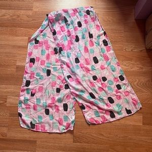Clowny pattern scarf
